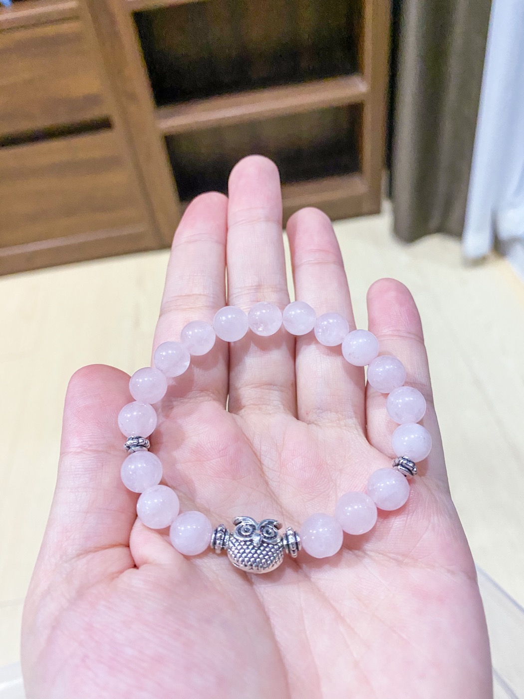 สร้อยข้อมือหินโทนเข้ม